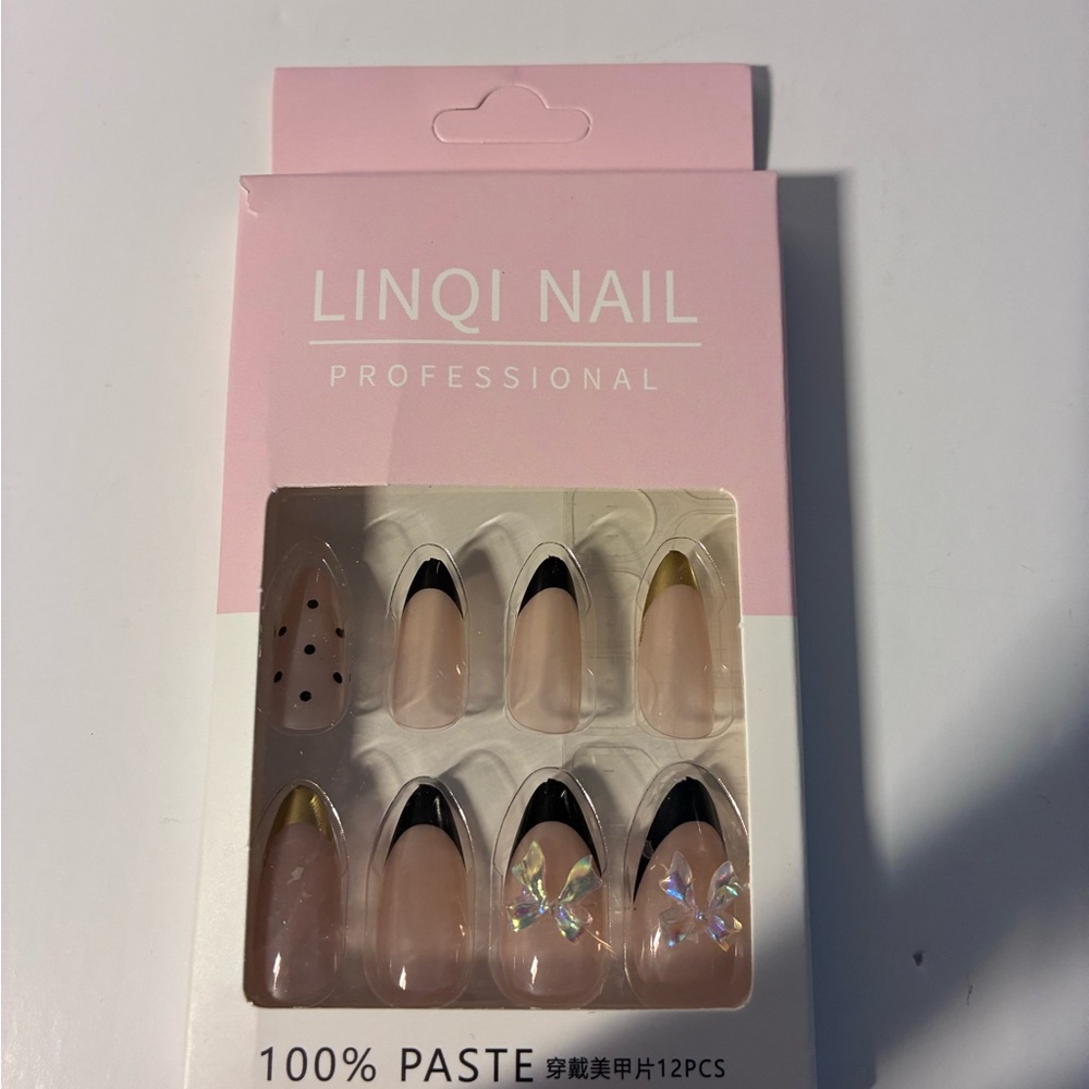 LINQI Nail Professional Pink Nude French Tip Press-On Set